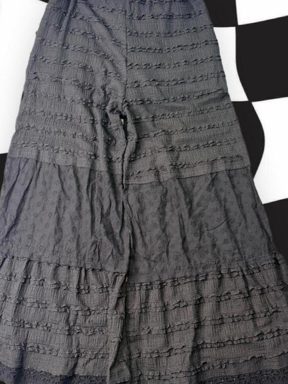 POL Ruffled Wideleg Pants - Picture 2 of 6